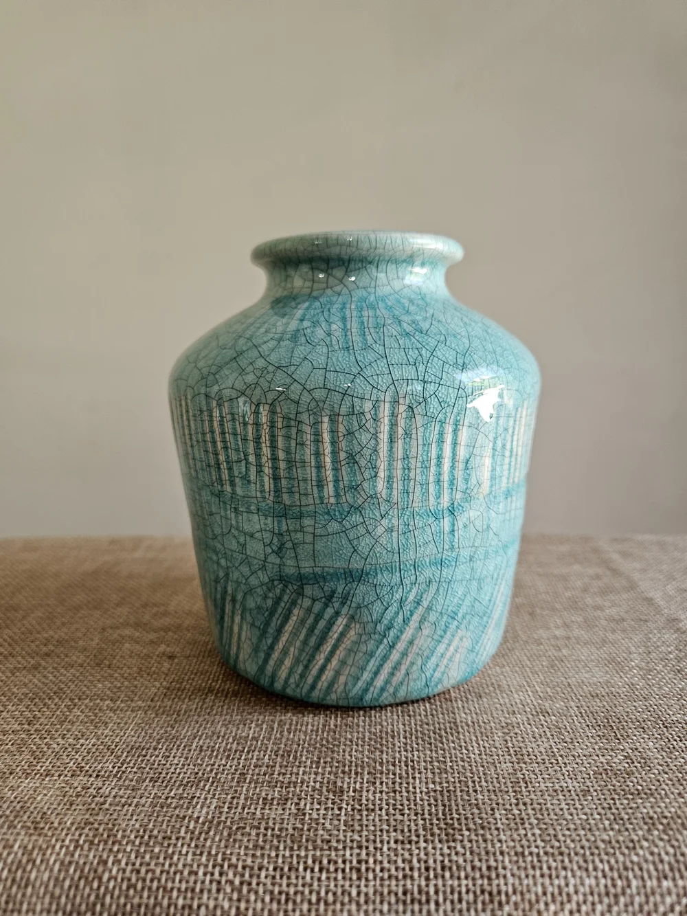 Pottery Turquoise Light-Blue Crackle Glaze Ceramic‎ Vase